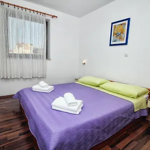 https://apartments-lidija-rovinj.in-istria.net